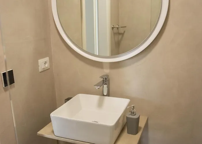 A-seven Ρόβινι