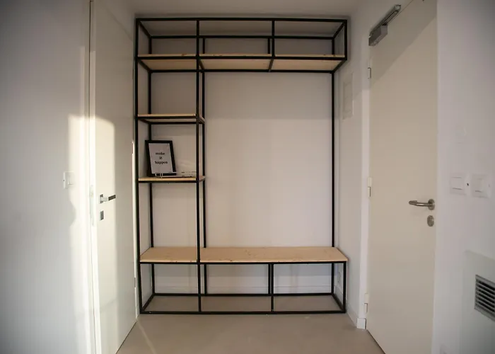 A-seven Ρόβινι