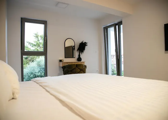 A-seven Ρόβινι