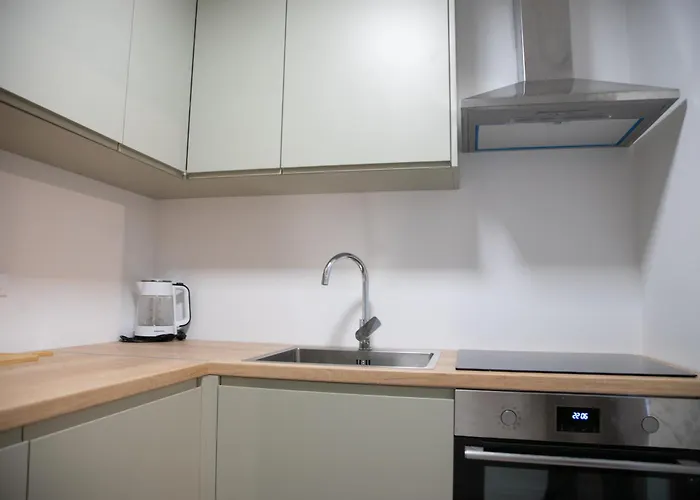 A-seven Apartment *