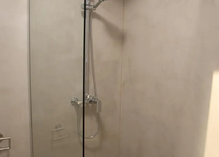 A-seven Ρόβινι